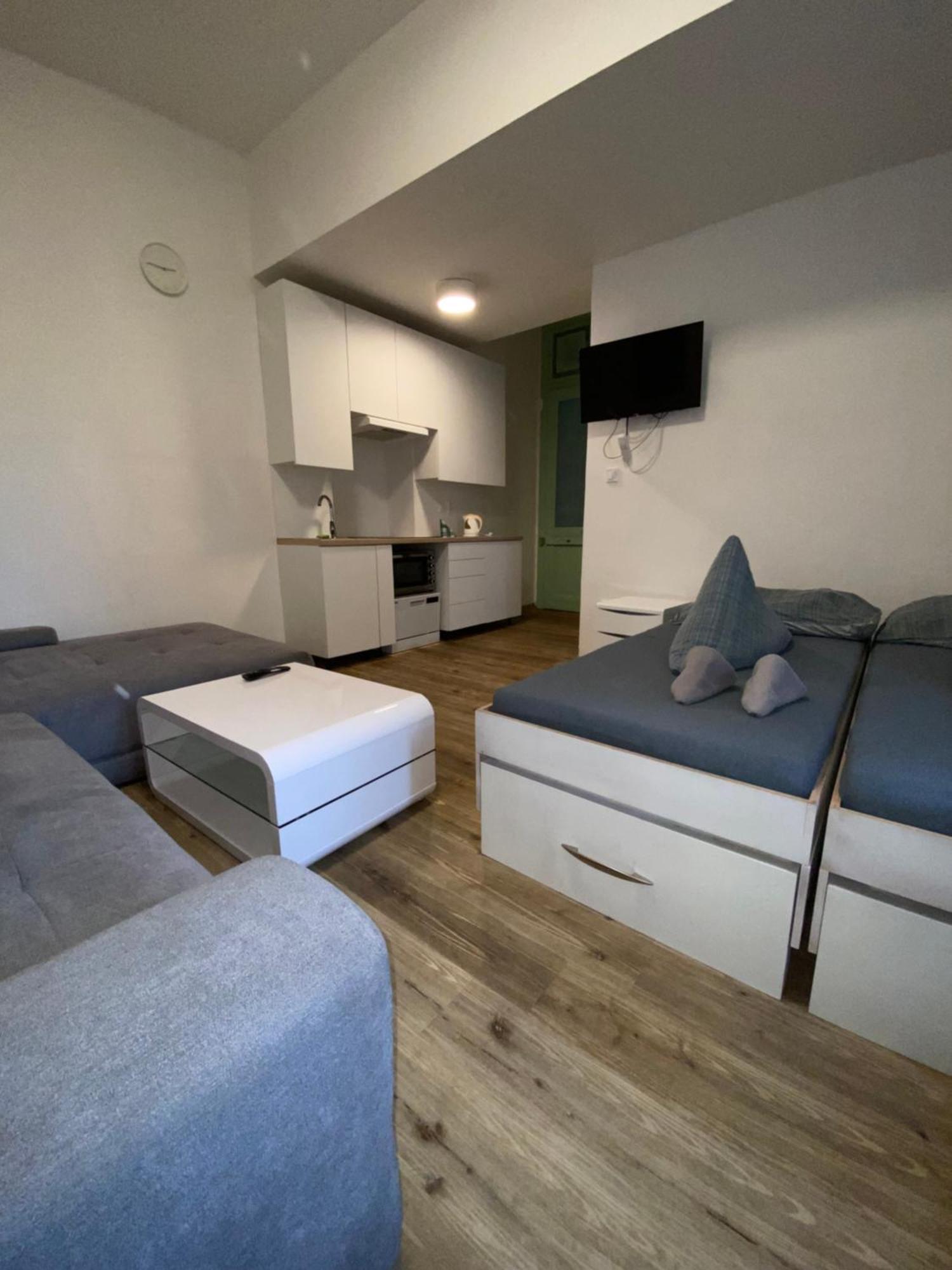 Garsoniera Ostrava City Centr, Na Hradbach 118 외부 사진